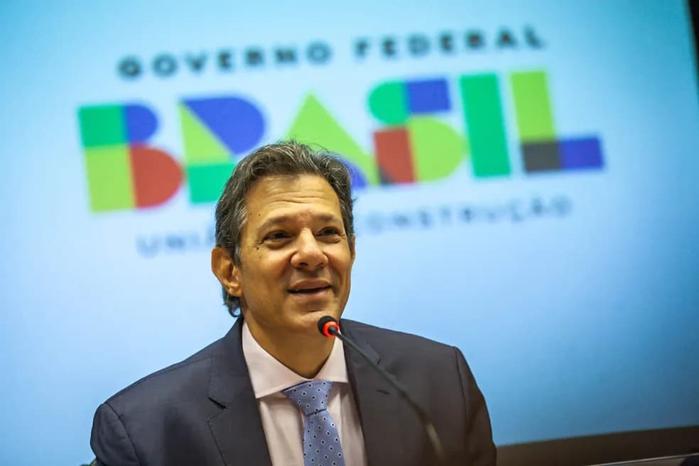 Haddad diz que elevar impostos não está no radar, mas defende cobrança maior de ‘abastados'