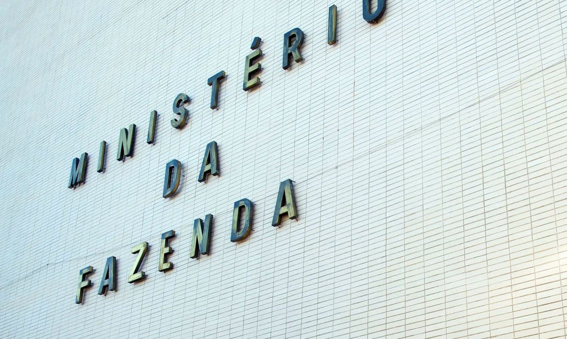 Governo Lula reduz estimativa do PIB em 2023, de 2,1% para 1,61%
