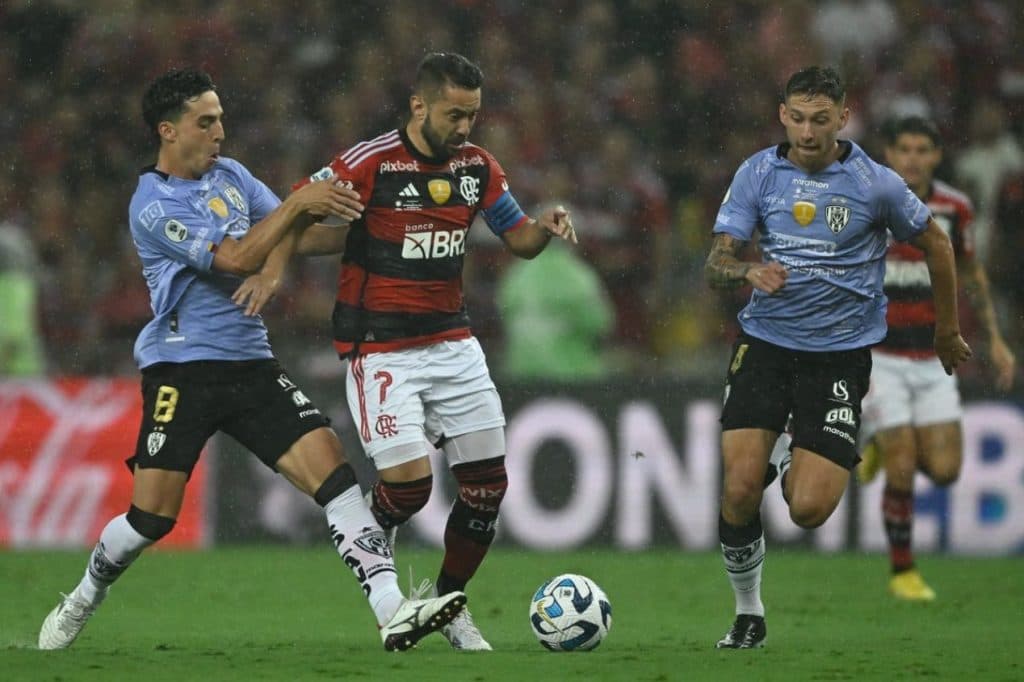 Flamengo perde nos pênaltis para o Del Valle em pleno Maracanã e é vice-campeão da Recopa Sul-Americana
