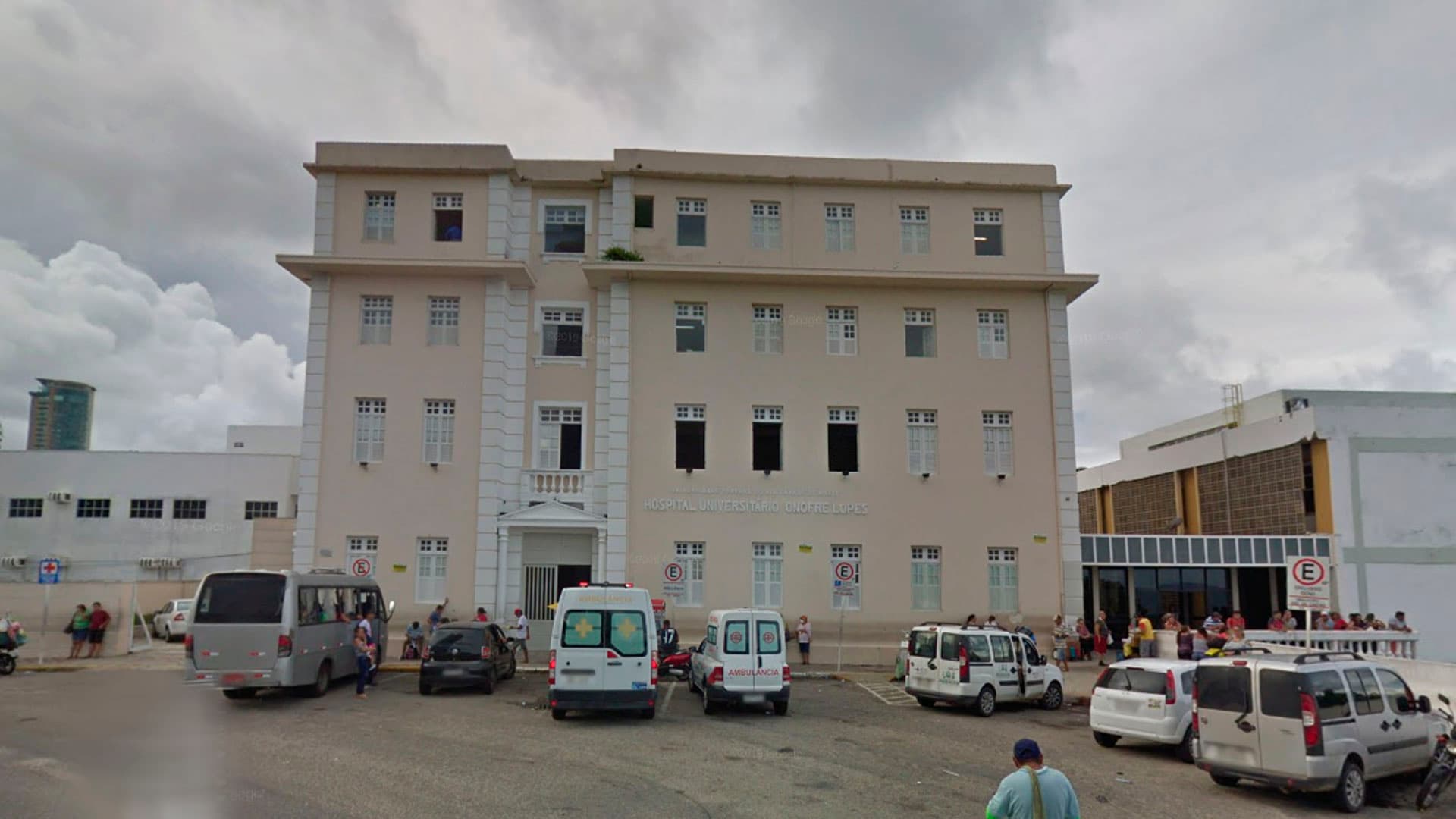 Denúncia aponta que falta de insumos tem feito HUOL deixar de admitir pacientes