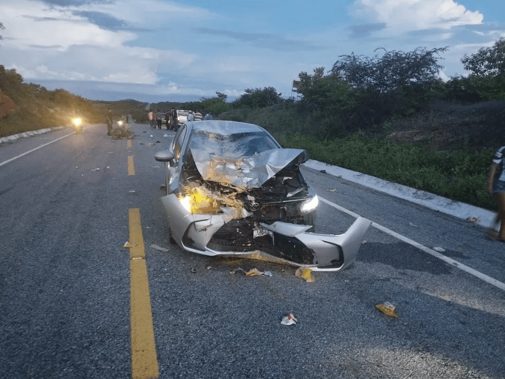 Homem morre em colisão frontal entre moto e carro na BR-226 no RN