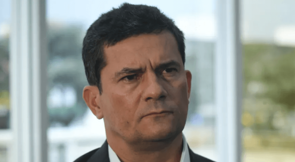 Mulher do “cabeça” do plano do PCC para matar Moro é solta após decisão de juíza