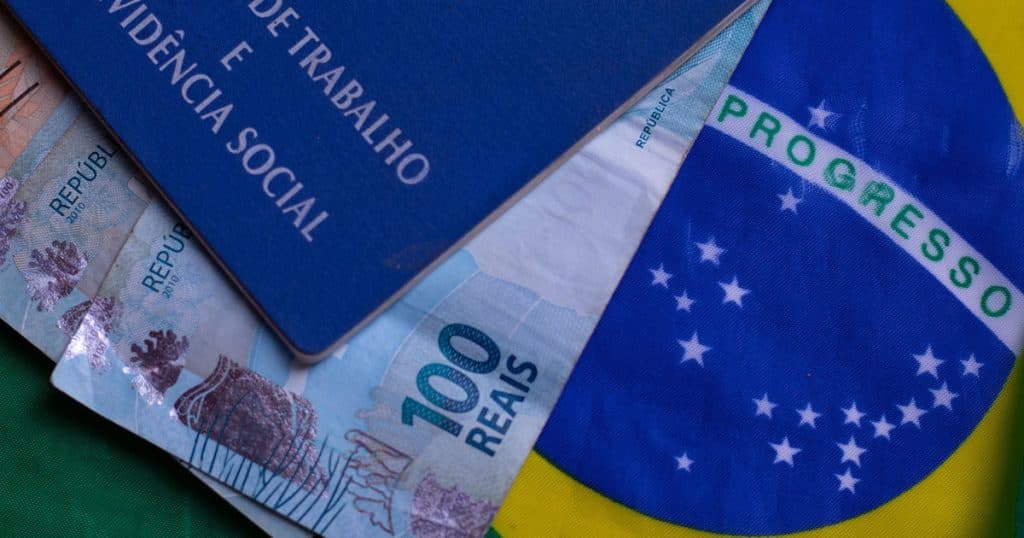 Aumento real do salário mínimo vai custar R$ 82,4 bilhões até 2026, estima governo