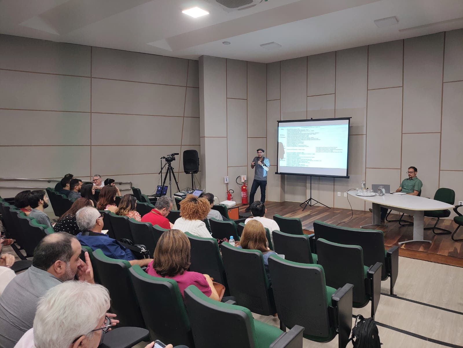 Prefeituras do RN e PB discutem implementação de parque eólico que pode gerar 1.550 empregos diretos