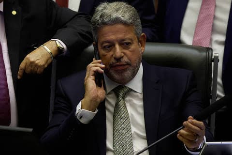 Lira usou na eleição picape que PF suspeita ter feito delivery de dinheiro desviado