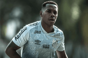 VÍDEO: Ouça áudios que ajudaram a condenar Robinho por estupro coletivo na Itália: “Não estou nem aí”