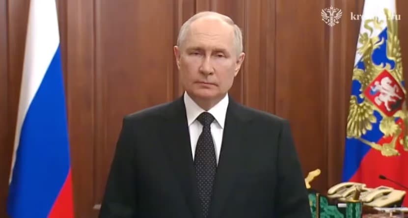 Putin diz que rebelião armada é “facada nas costas” e que “motim interno” liderado pelo chefe do Grupo Wagner é "golpe mortal" para Rússia