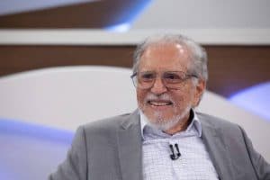 Carlos Alberto de Nóbrega critica politicamente correto: ‘Não poder falar anão?'