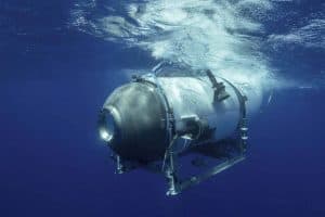 Passageiros do submarino notaram falha 1 min antes de implosão, diz especialista