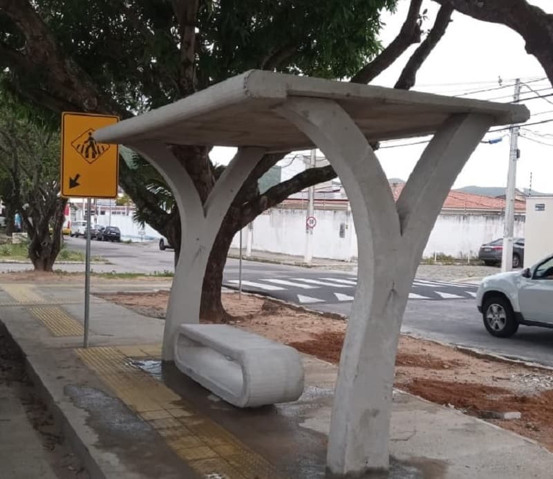 STTU muda parada de ônibus na avenida Antônio Basílio
