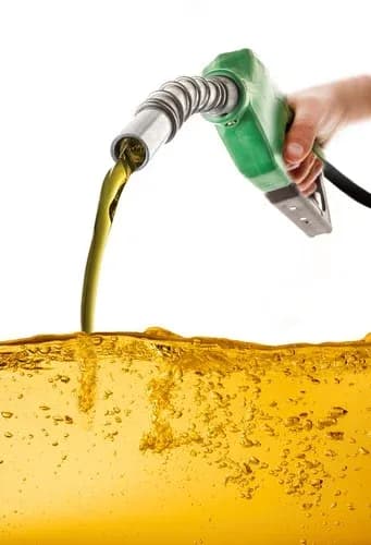 No oitavo reajuste em menos de dois meses, 3R aumenta litro da gasolina em R$ 0,12 e o do diesel em R$ 0,21 , fazendo gasolina no RN custar R$ 0,80 mais caro que na PB e em PE