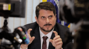 À PF, Do Val diz que ideia de gravar Moraes partiu de Silveira