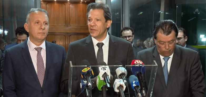 Ipea diz que reforma tributária atual pode gerar imposto federal de 28%; Haddad contesta cálculo