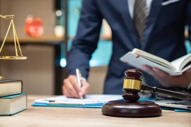 Pedidos de recuperação judicial de empresas têm maior patamar em 3 anos. Dívidas passam de R$ 100 bilhões