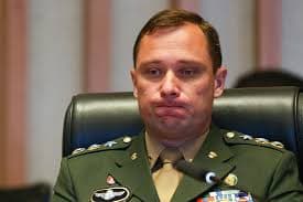Mauro Cid negocia confissão sobre joias com a Polícia Federal