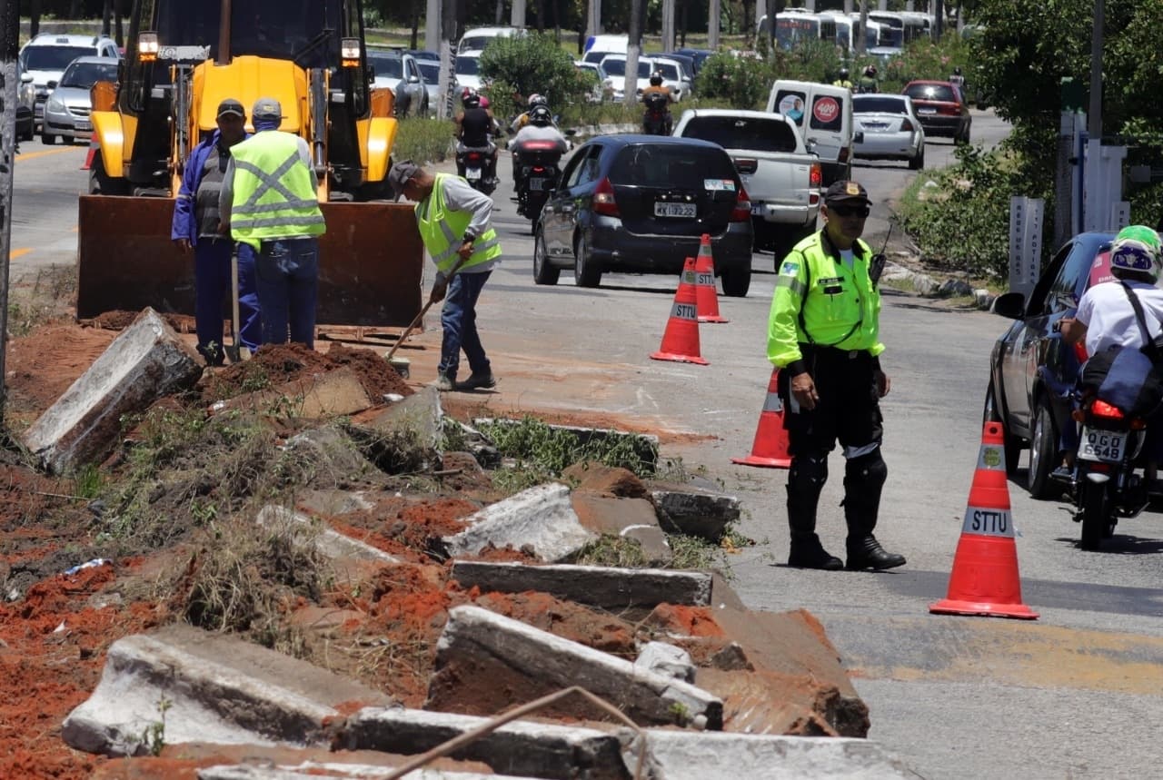 Trânsito na avenida Felizardo Moura passará por nova interdição a partir da próxima quarta-feira, 30