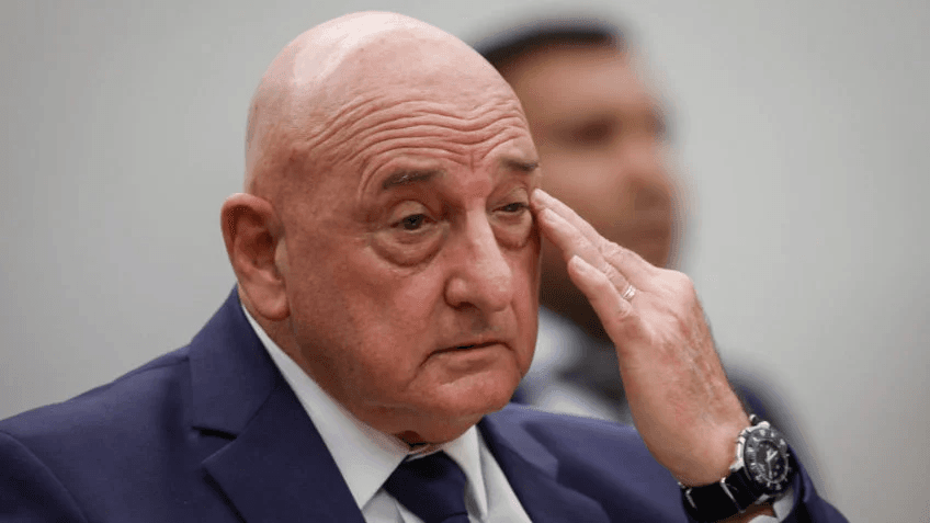 GDias mentiu 11 vezes em depoimento prestado à Polícia Federal sobre o 8 de janeiro