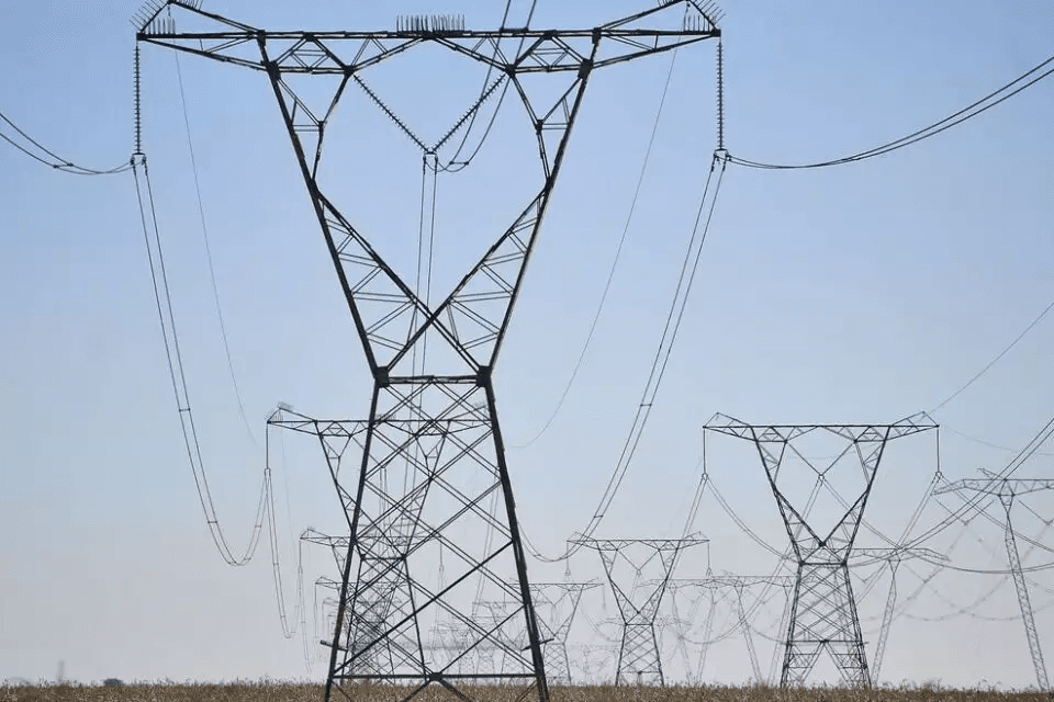 Energia despencou 26% no Brasil, 84% no Norte e 44% no Nordeste