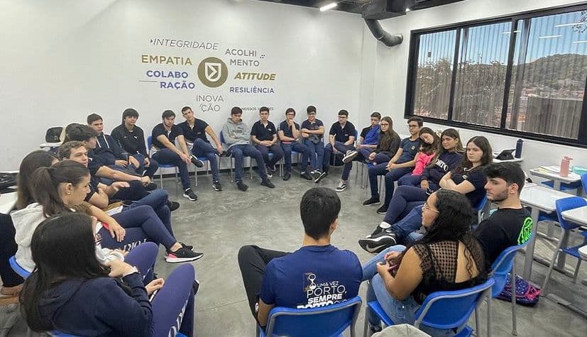 Colégio Porto realiza Cine Aula nesta sexta-feira (25) com conteúdo de preparação para o Enem