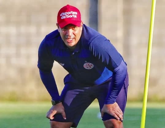Técnico do América confirma que vai fazer parte da comissão técnica da Seleção Brasileira