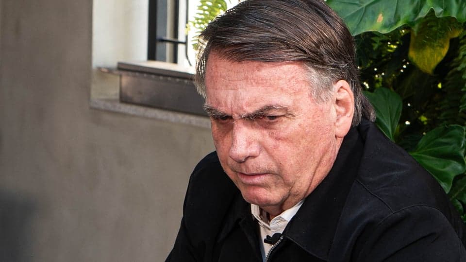 Bolsonaro incorporou 128 presentes que eram da União, diz TCU