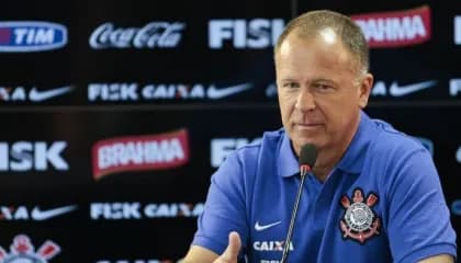 Corinthians anuncia volta de Mano Menezes após saída de Luxemburgo