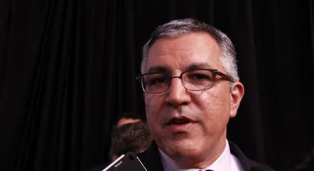 ‘Mudamos os jogadores em quadra, mas não a estratégia’, diz Padilha sobre reforma ministerial