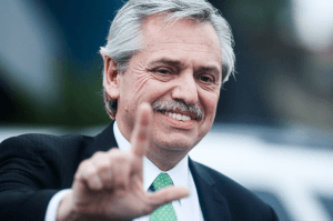 Reservas argentinas caem para US$ 28 bilhões em 2023; governo de Alberto Fernández começou o ano com US$ 44,6 bi