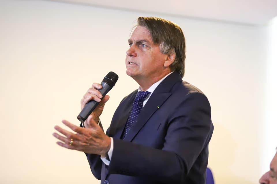 TSE retoma julgamentos contra Bolsonaro