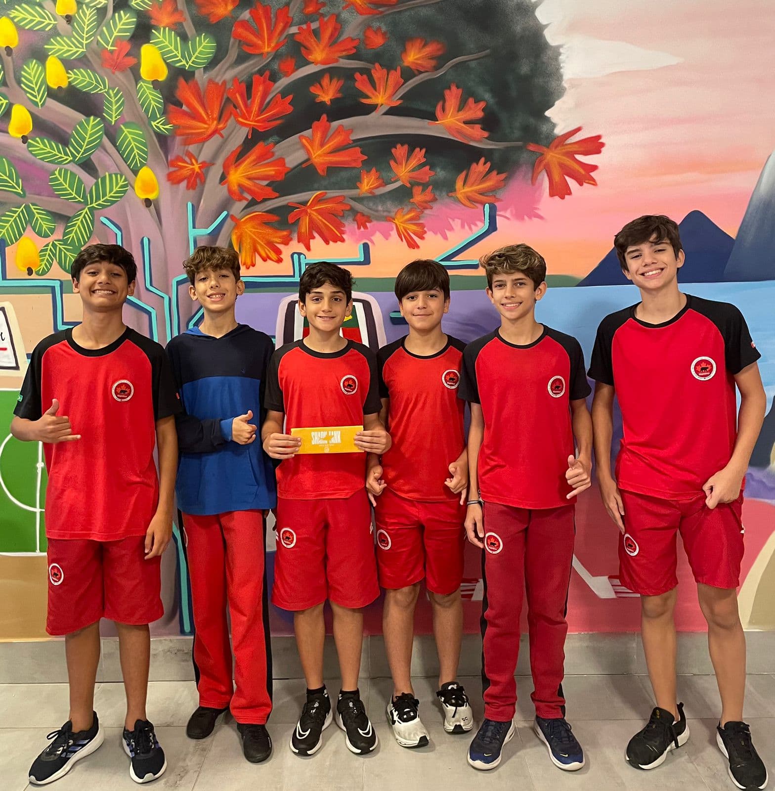Alunos da Maple Bear Natal participam de evento de empreendedorismo inspirado no programa Shark Tank