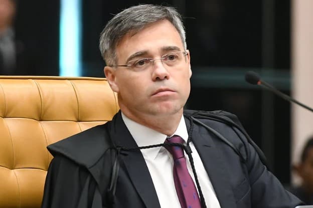 A pedido de Mendonça, STF suspende julgamentos de réus por atos de 8 de janeiro