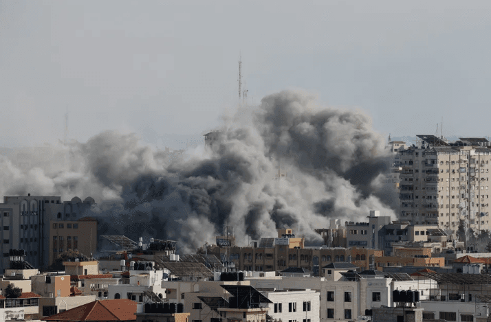 Após série de ataques terroristas do Hamas e retaliação de Israel, conflito já contabiliza 432 mortos