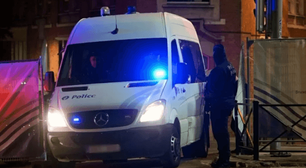 Estado Islâmico assume autoria de ataque em Bruxelas que deixou 2 mortos