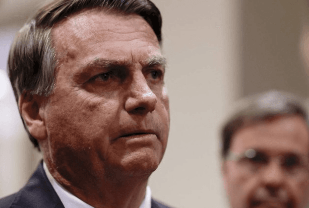 Defesa de Bolsonaro recorre ao STF contra decisão que o tornou inelegível