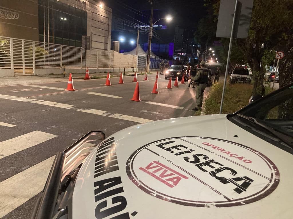 CPRE flagra 20 condutores dirigindo sob efeito de álcool em Natal na madrugada deste sábado (21)