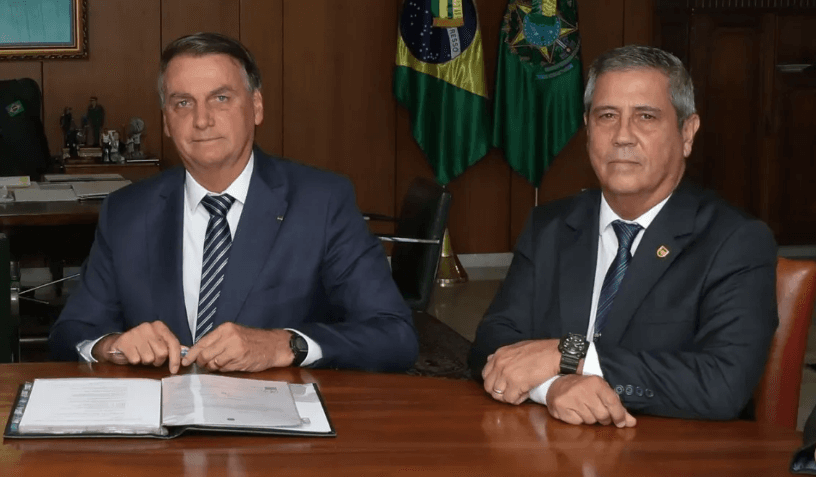 TSE absolve por unanimidade Bolsonaro e Braga Netto em uma das três ações em análise