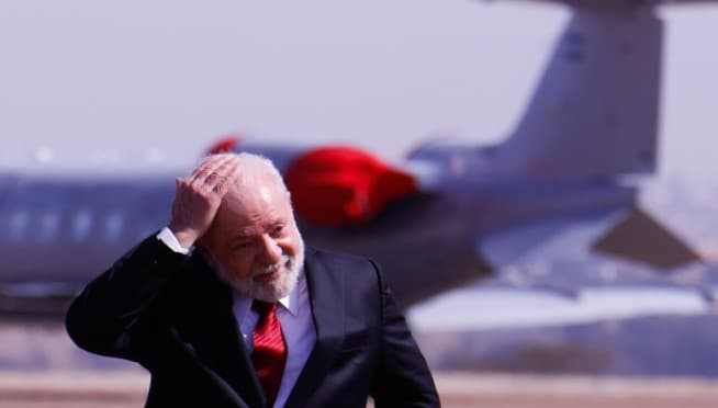 45% dos brasileiros dizem que Lula tem viajado demais, mostra pesquisa CNT/MDA