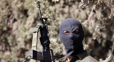 Israel acha manual de terroristas do Hamas para massacre: ‘Mate, envie fotos de assassinatos e ponha fogo'
