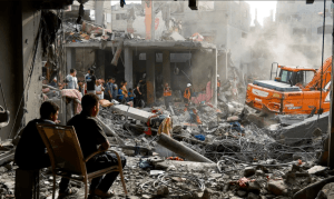 Número de mortos na Faixa de Gaza se aproxima de 8 mil, diz Ministério da Saúde palestino