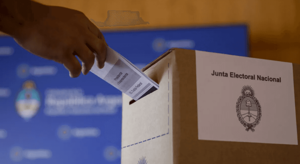 Eleições na Argentina: votação para presidente é encerrada com quase 75% de comparecimento dos eleitores