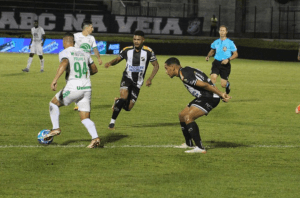 ABC e Chapecoense ficam no empate sem gols e seguem em situação difícil