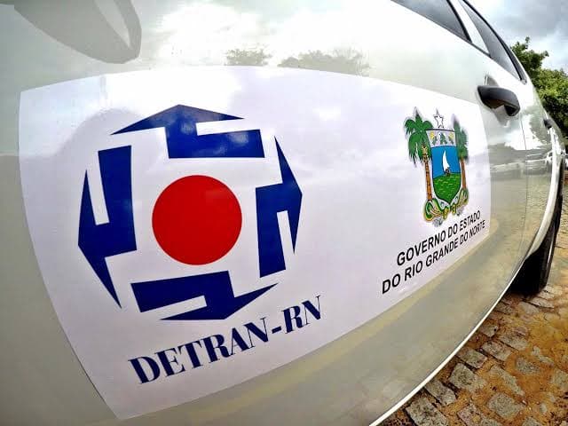 Detran informa como fica atendimento com paralisação dos servidores