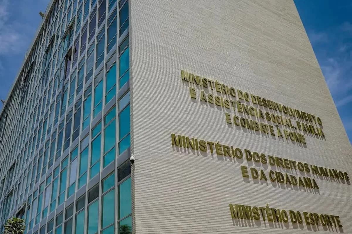Desenvolvimento Social tem 55 obras paradas que somam R$ 25,9 milhões