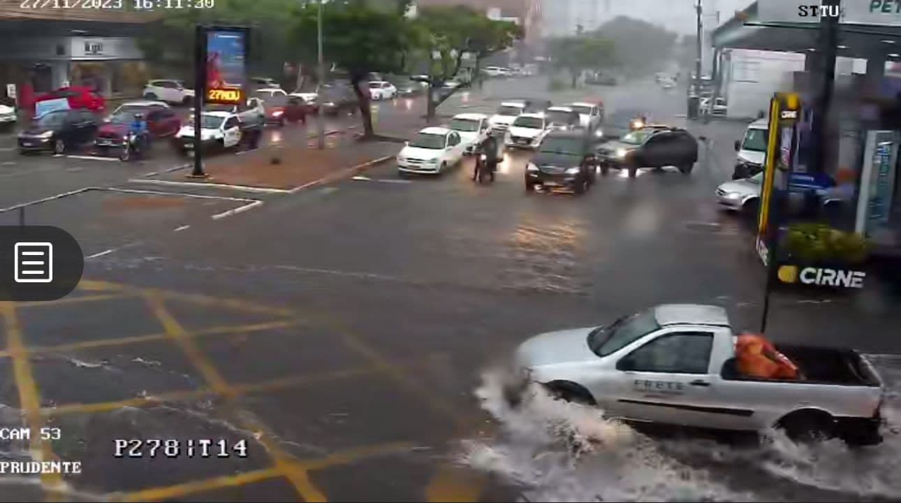 VÍDEO: STTU informa pontos de alagamento no trânsito de Natal. Veja os transtornos para os motoristas em 15 pontos da cidade