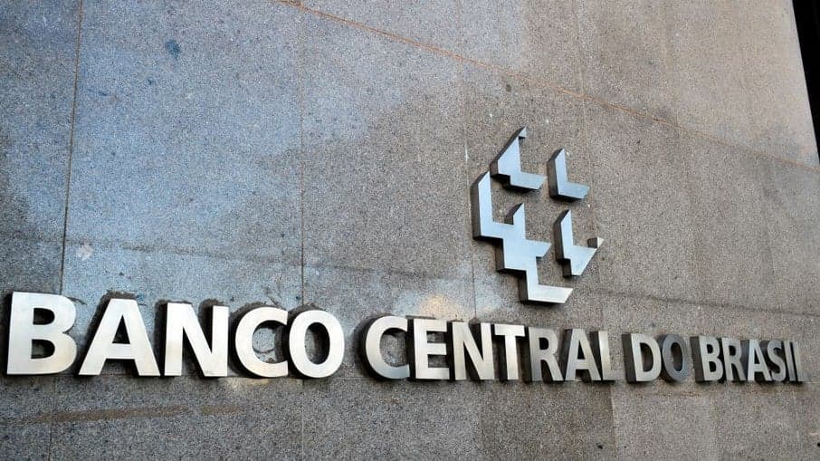 Brasil volta a ser o país com maior juros reais do planeta, apesar de redução da Selic. Confira o ranking