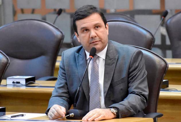 GOVERNO VAI PARA TUDO OU NADA: Fátima exonera nomes ligados a Galeno Torquato depois que deputado se posicionou contra o aumento do ICMS