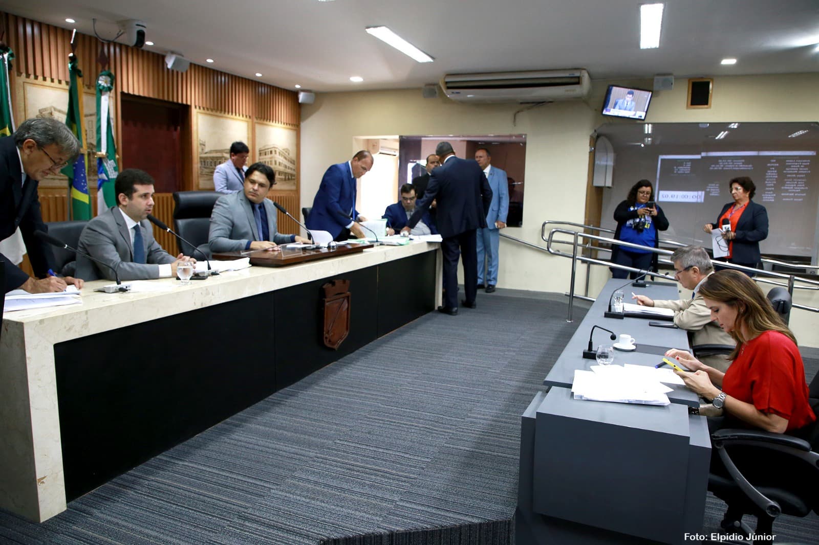 Câmara de Natal aprova projetos em benefício das pessoas idosas