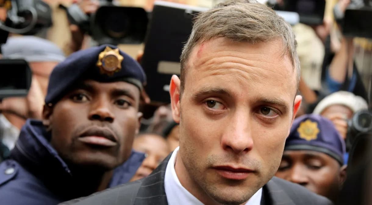 Oscar Pistorius será solto 11 anos após morte de namorada