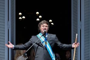Justiça aceita ação contra ‘decretaço' de Javier Milei na Argentina, dizem jornais