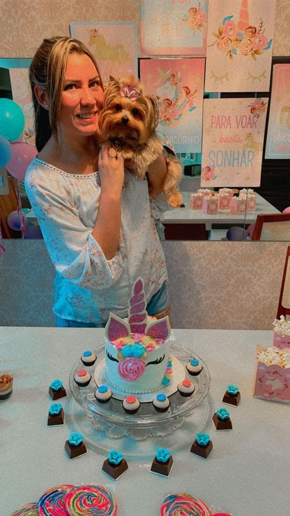 CADELA CHERIE: tutora entrega provas da compra do animal e desmente sequestrador